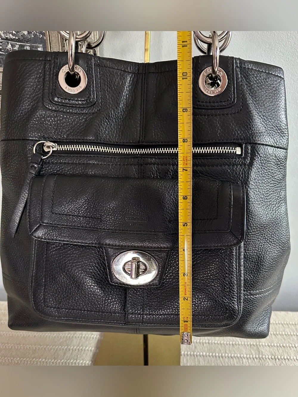 COACH Black Leather Shoulder Tote Bag with Front Pocket Dated 2010